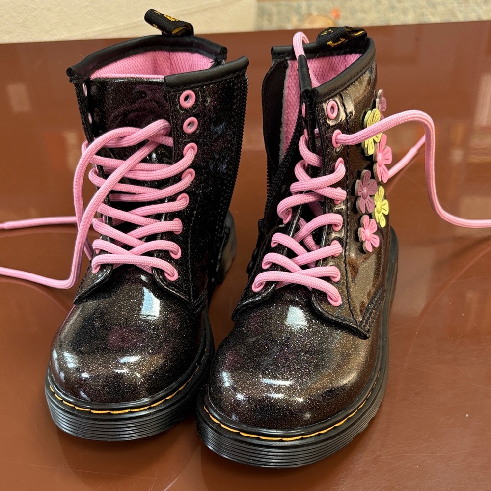 Dr. Martens Kids Boots Black with Pink Laces